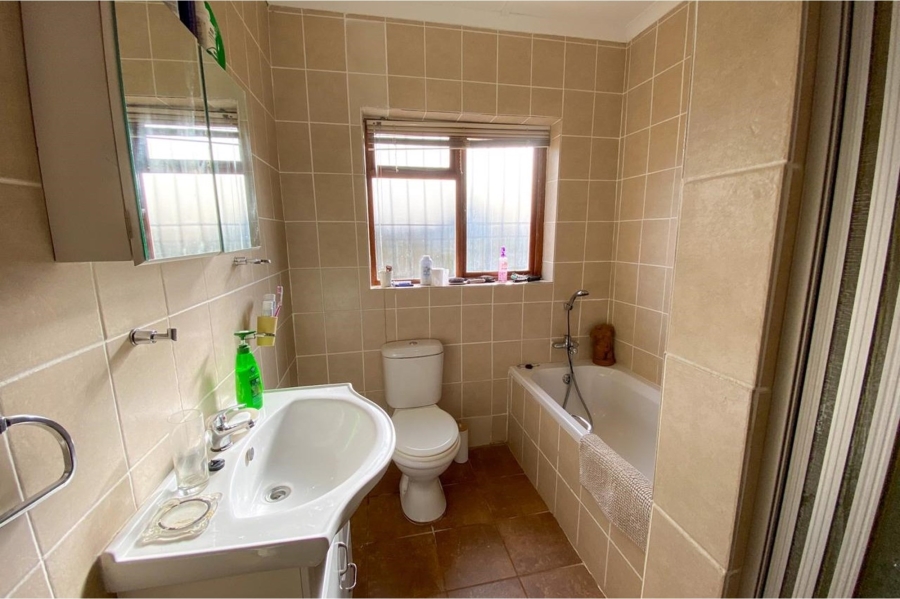 2 Bedroom Property for Sale in Bot River Western Cape